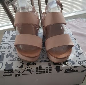 Wedge sandal